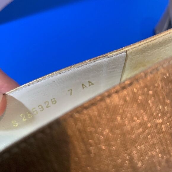 Stuart Wietzman Vintage Block Heels - Picture 4 of 6